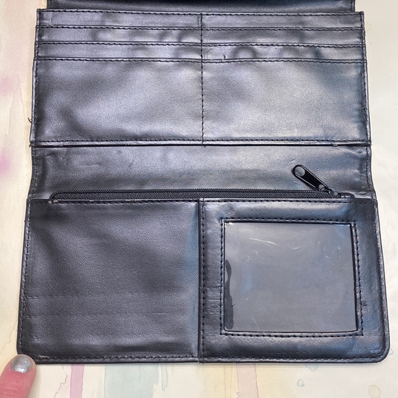 Disney Parks Main Street USA wallet - Picture 6 of 11